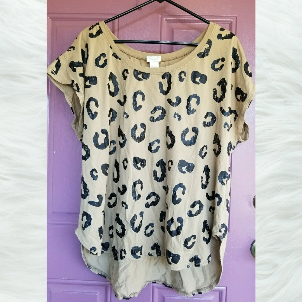 Tan Leopard Print hi-low Top